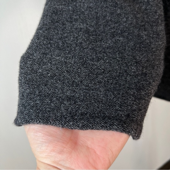 Ane Kenssen Gray and Black Two Tone Color Block Wool Crewneck Sweater - Picture 5 of 10